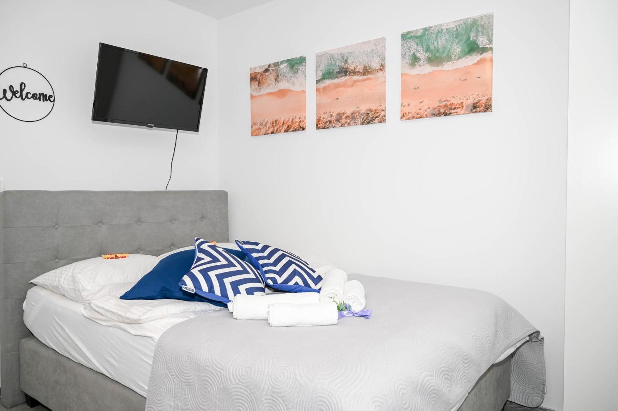 Blue Apartment With Free Parking Ljubljana Extérieur photo